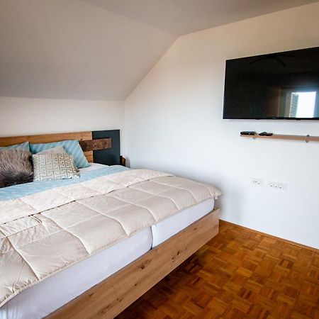 Holiday House David بوتْشيترتيك المظهر الخارجي الصورة